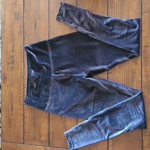 NWOT Beyond Yoga Leggings